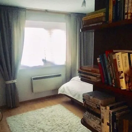 Swobodna アパート